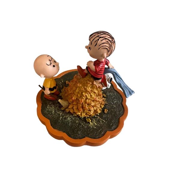 HAWTHORNE VILLAGE IT’S THE GREAT PUMPKIN COLLECTION   5 PIECES See Description - Picture 9 of 16